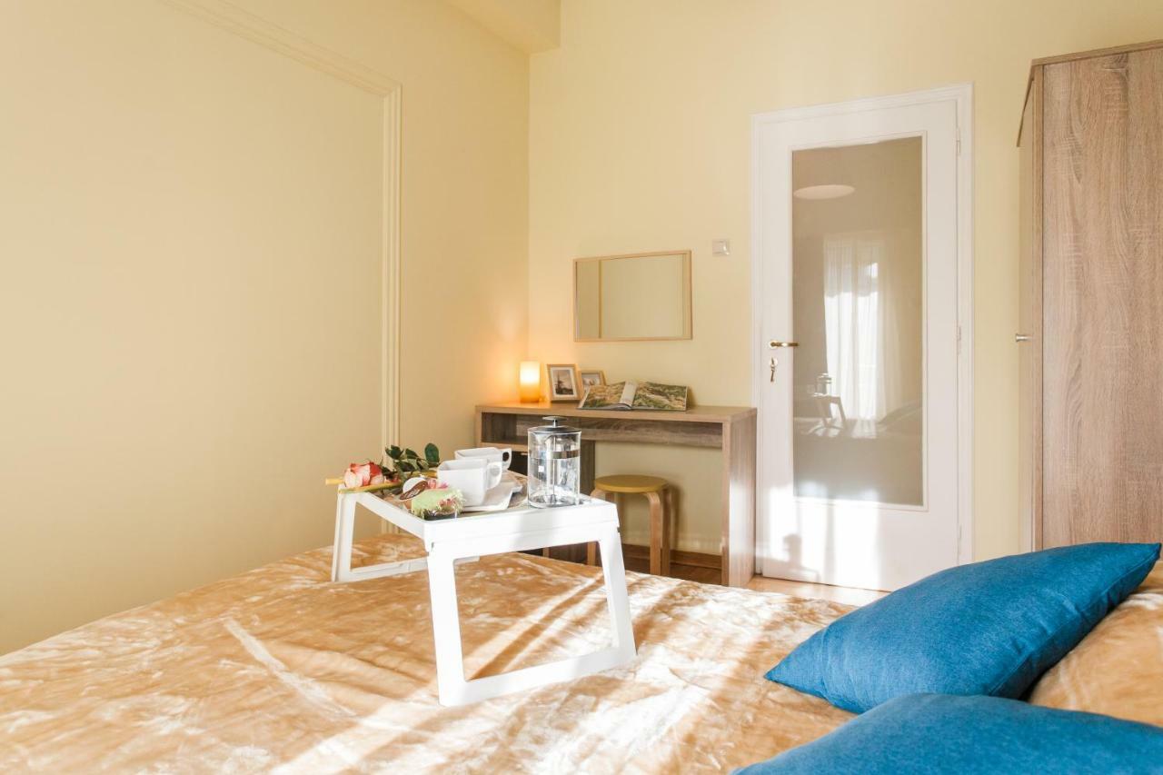 Private Central View Rooms In Apartment Near To Acropolis Metro Station Atena Exterior foto