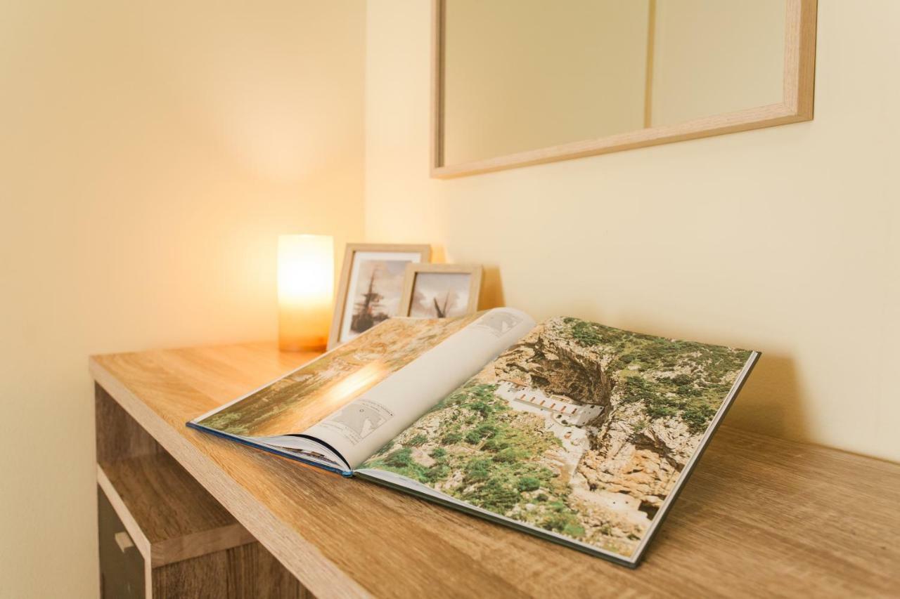 Private Central View Rooms In Apartment Near To Acropolis Metro Station Atena Exterior foto